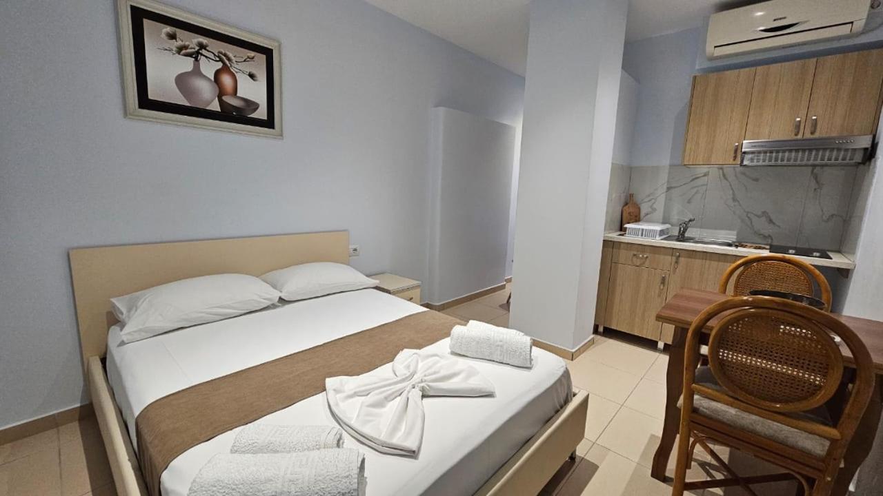 Hotel Arileo Himarë Habitación foto