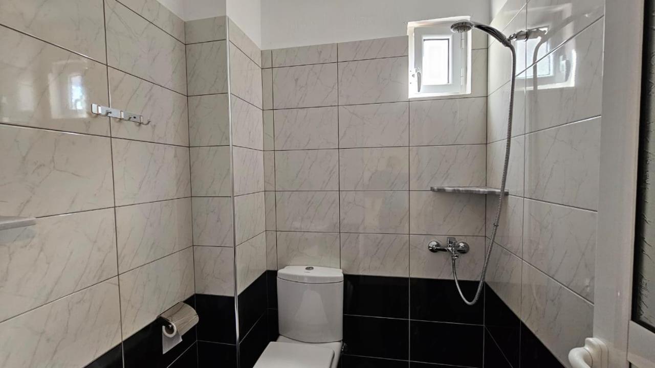 Hotel Arileo Himarë Habitación foto