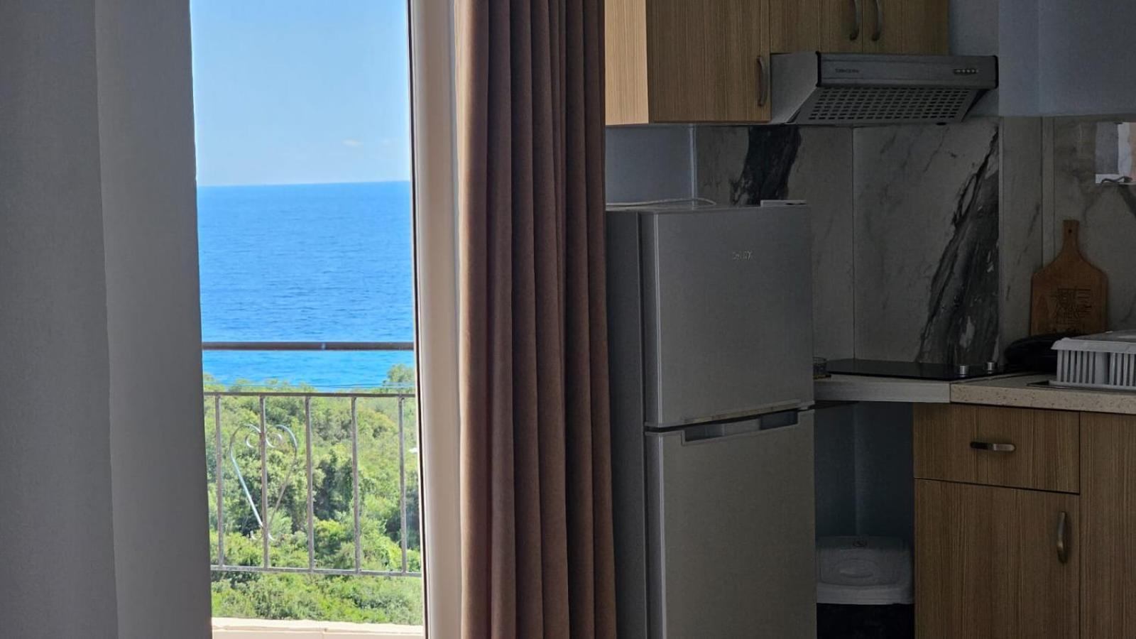 Hotel Arileo Himarë Habitación foto