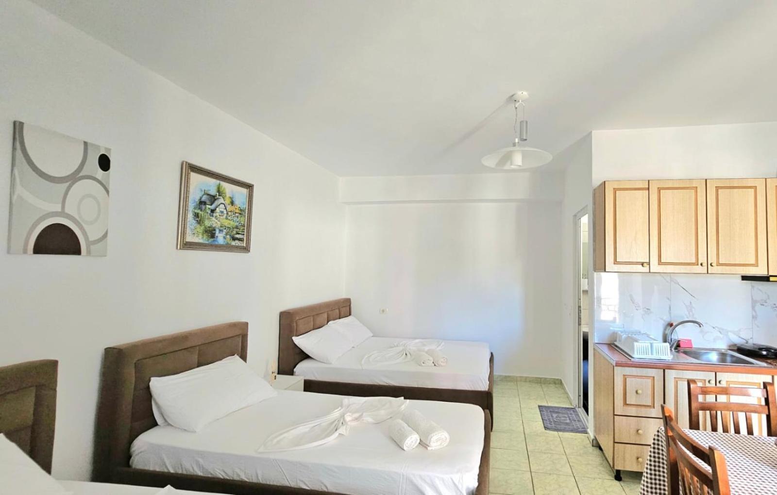 Hotel Arileo Himarë Habitación foto