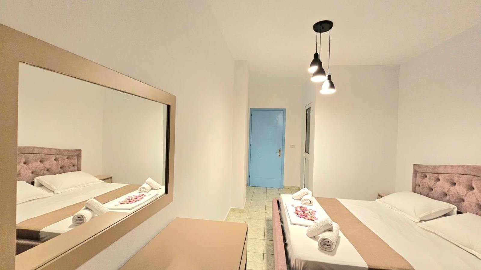 Hotel Arileo Himarë Habitación foto