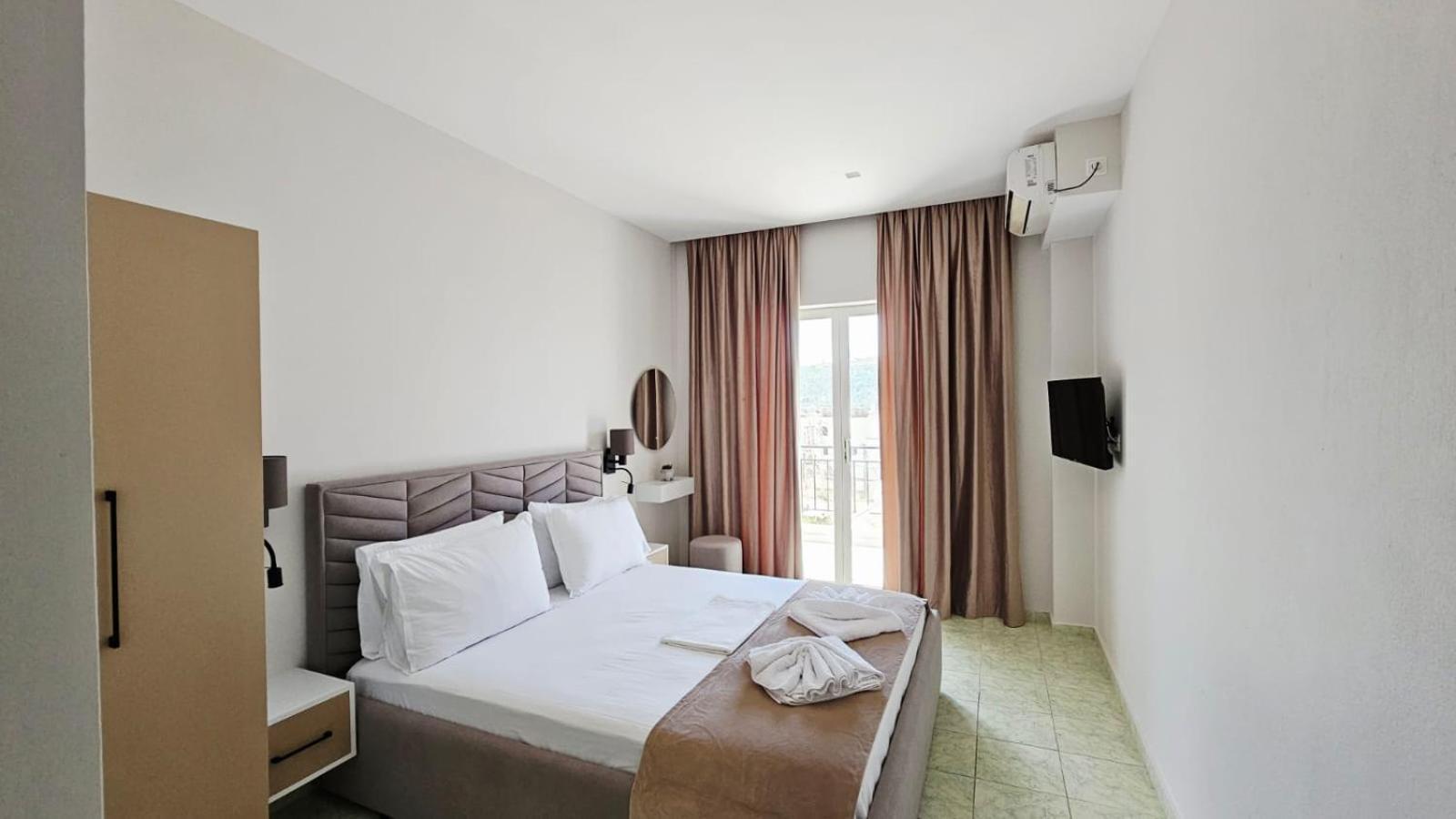 Hotel Arileo Himarë Habitación foto