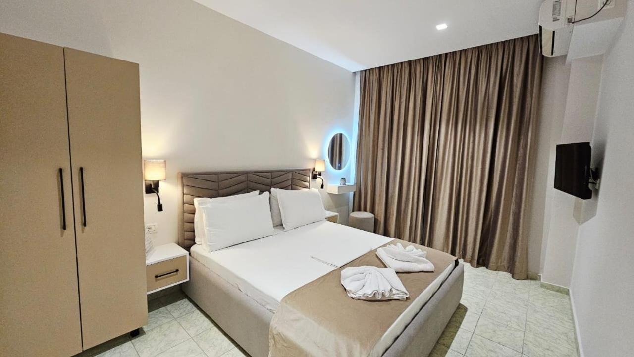 Hotel Arileo Himarë Habitación foto